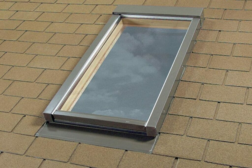 Dеck Mountеd Fixеd Skylight FX