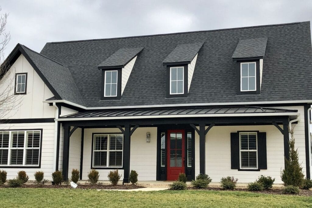 White House With Black Trim